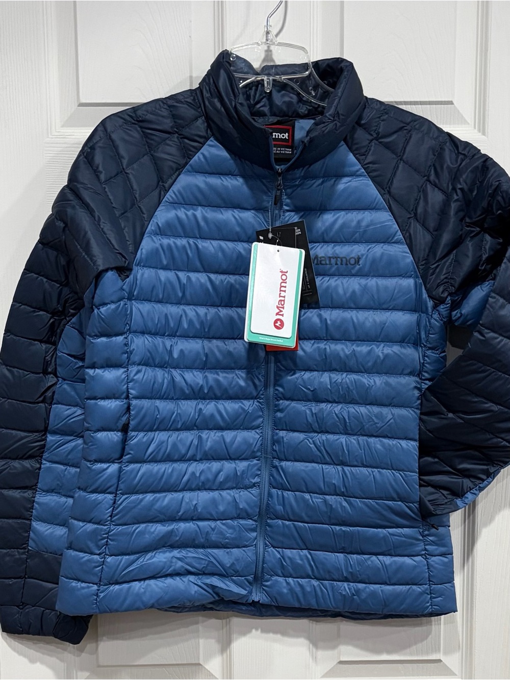 Marmot Women's Medium Hype Down Jacket 800 Fill Power Blue Puffer NWT Puffy Hike